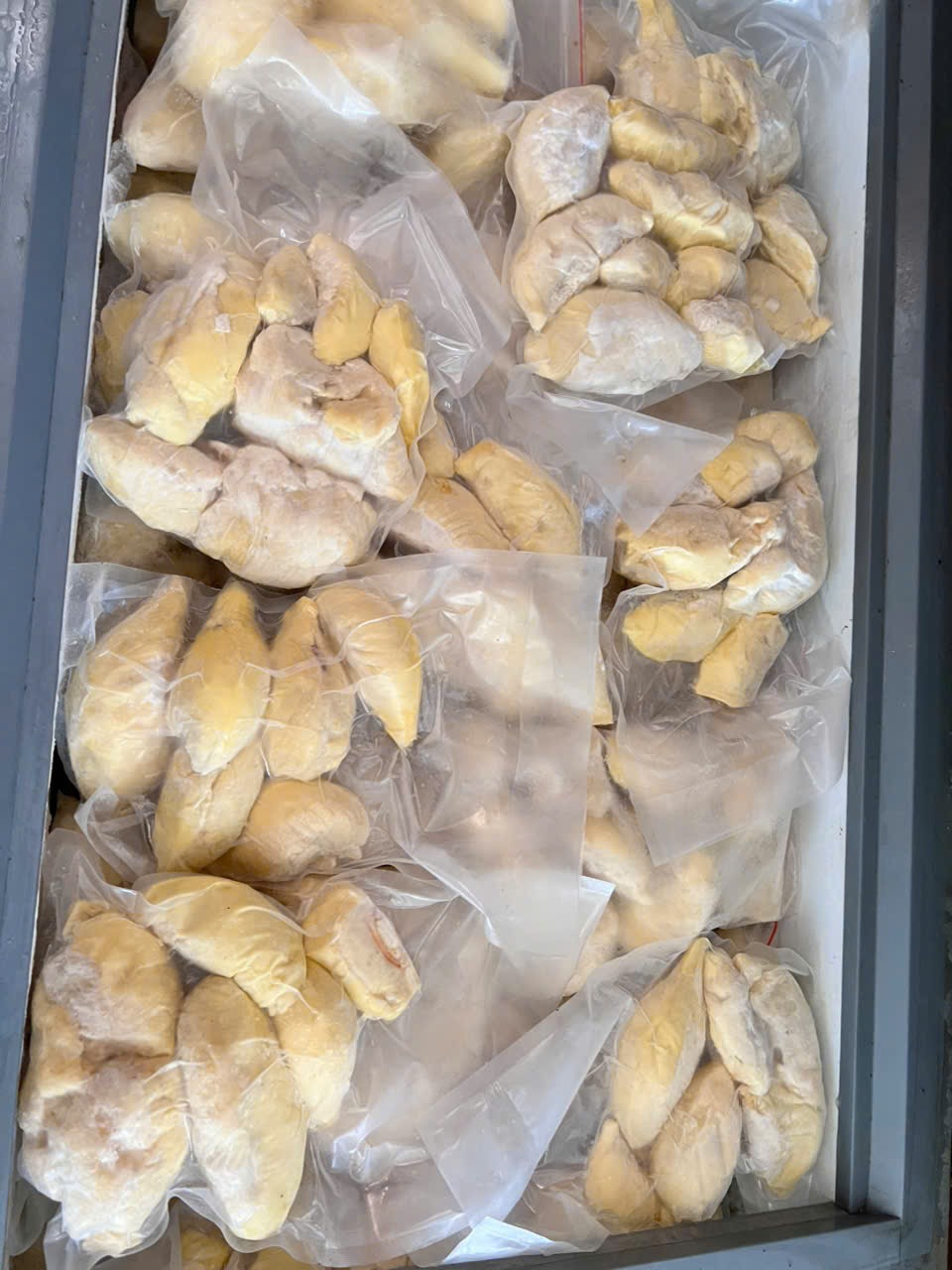 Sầu riêng nguyên múi Thái - bịch 1kg
